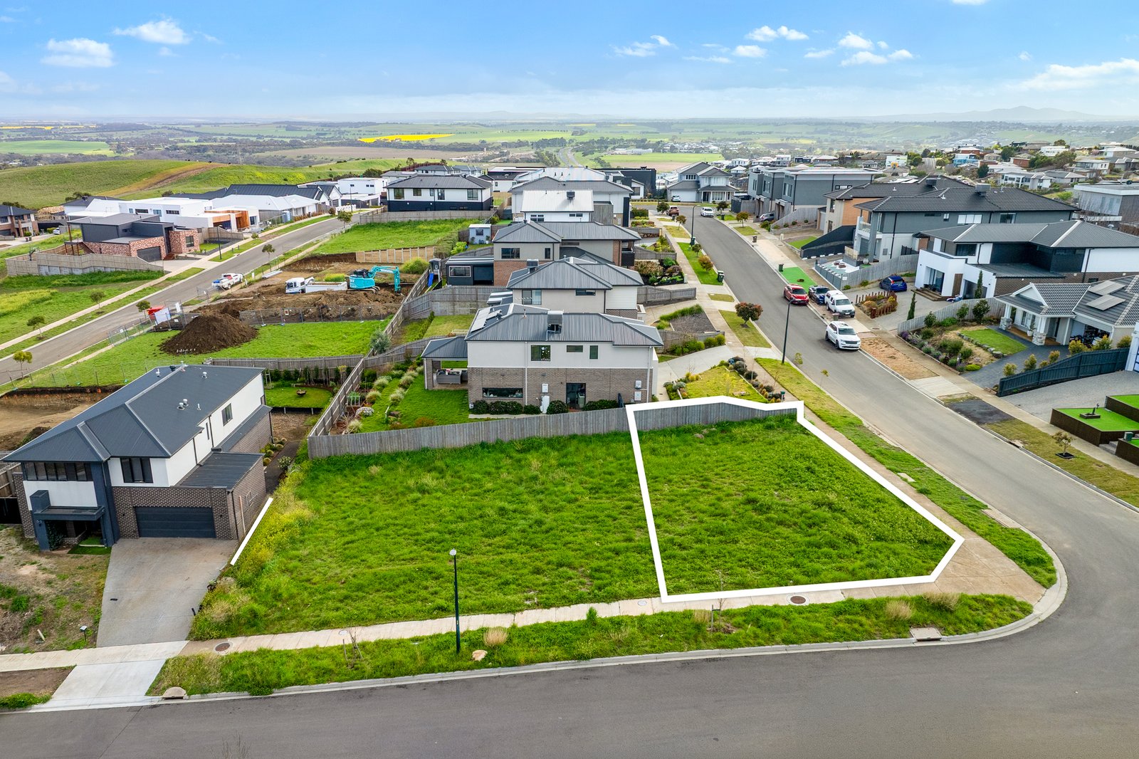 Gallery: 16 Narrawong Avenue