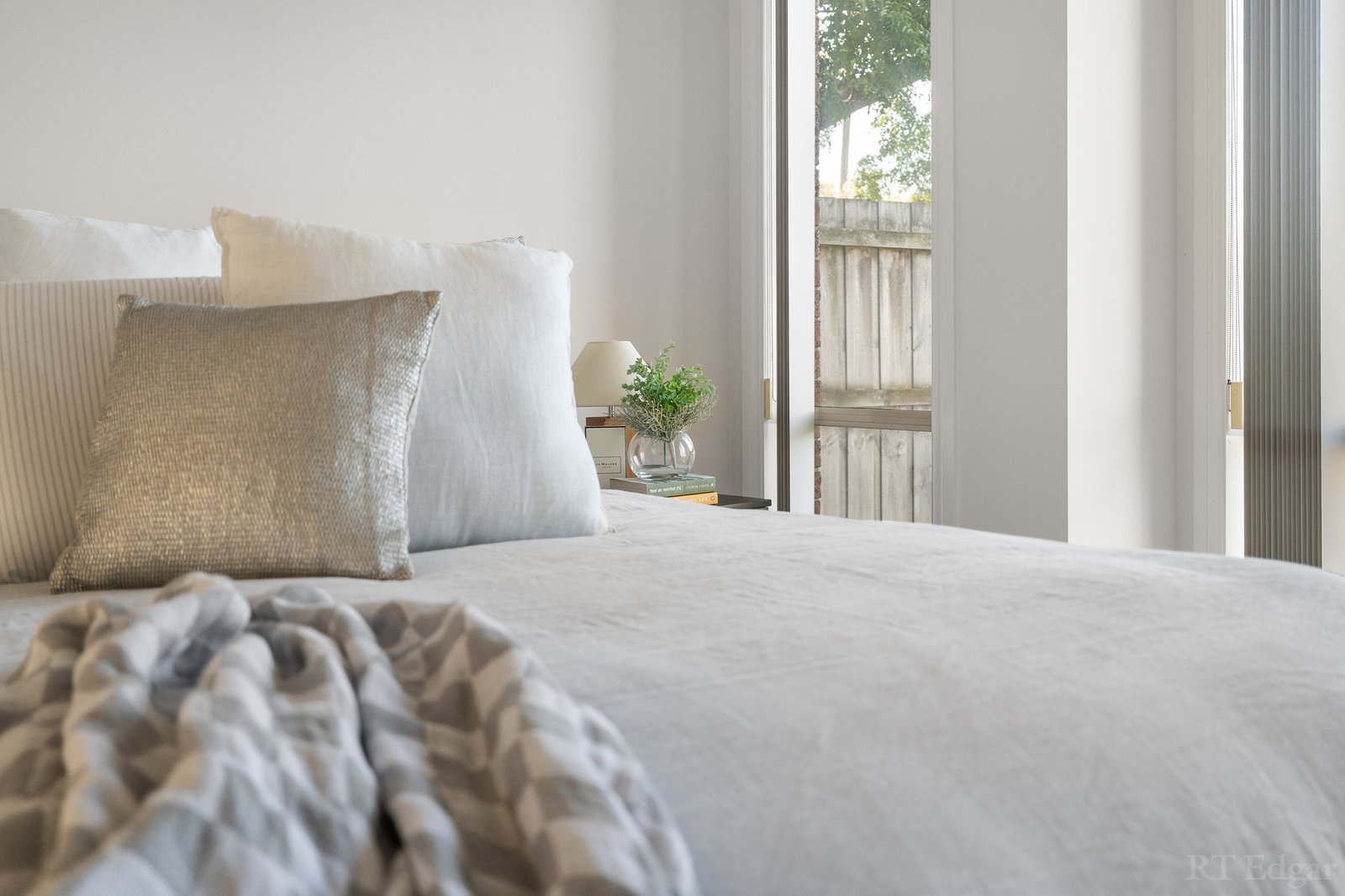 Real Estate and Property in 16 Neil Court, Tootgarook, VIC