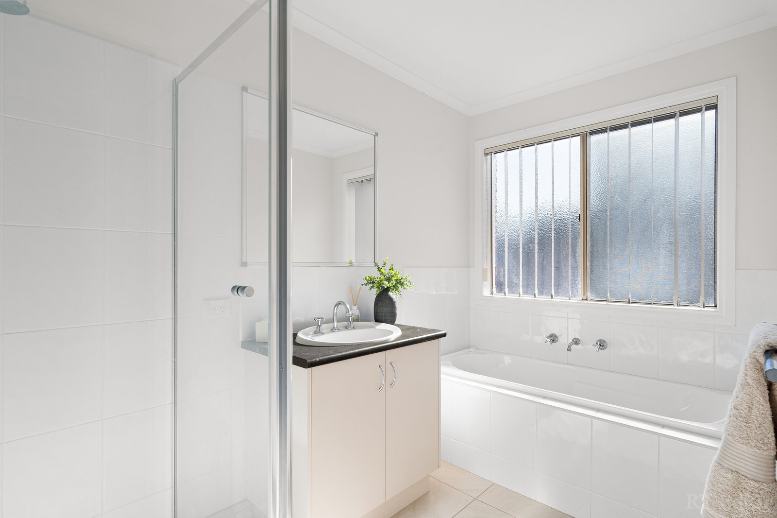 Real Estate and Property in 16 Neil Court, Tootgarook, VIC