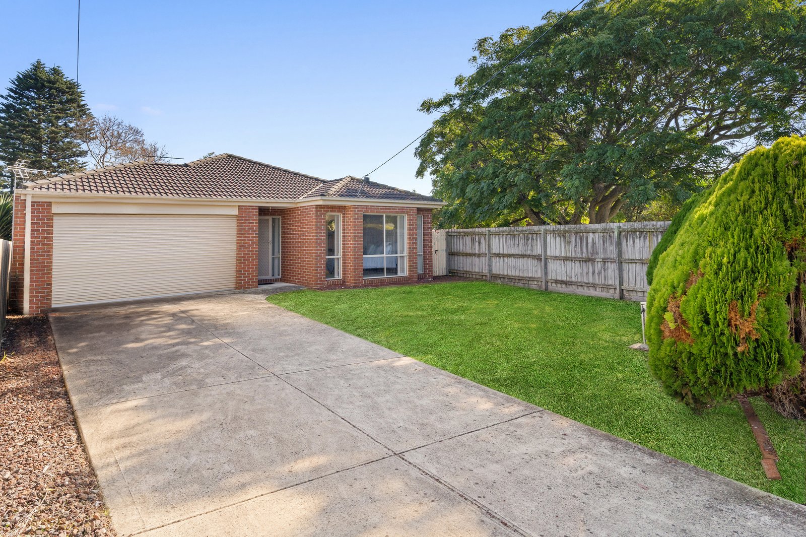 Real Estate and Property in 16 Neil Court, Tootgarook, VIC