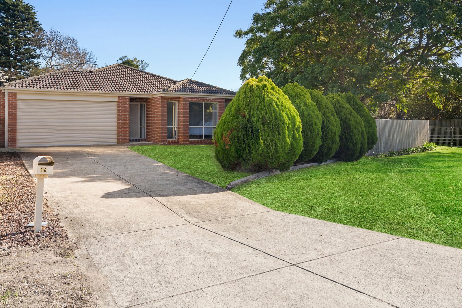 Real Estate and Property in 16 Neil Court, Tootgarook, VIC