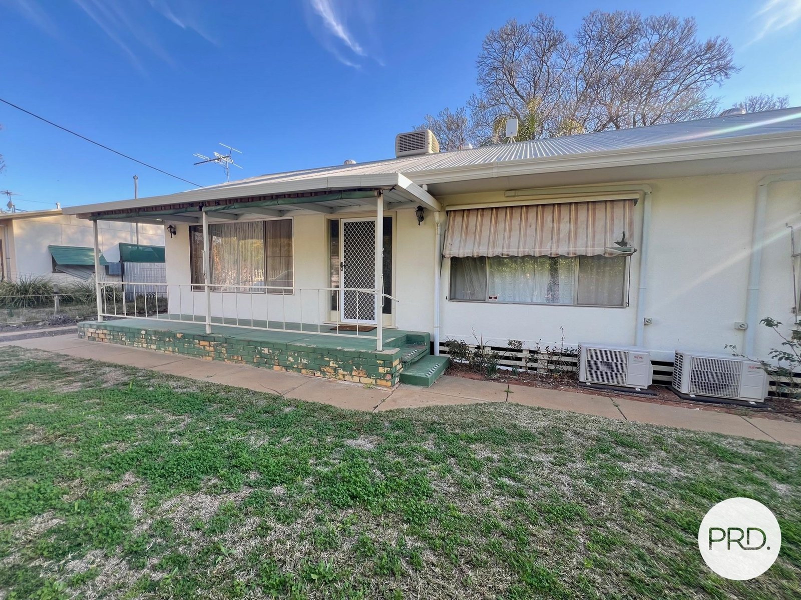 16 Neilpo Street DARETON 3