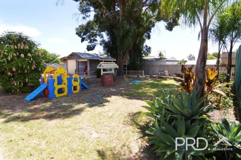 16 Neilpo Street DARETON 7