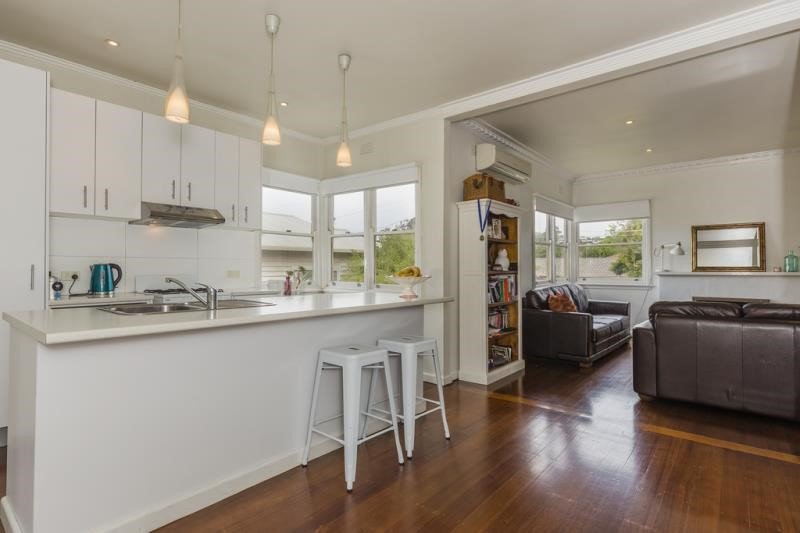 Gallery: 16 Nelson Avenue