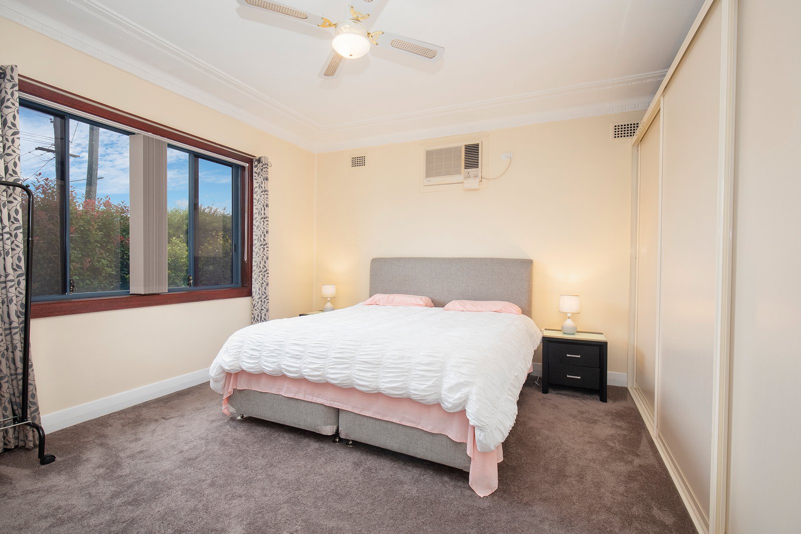 16 Nelson Street GRETA 9