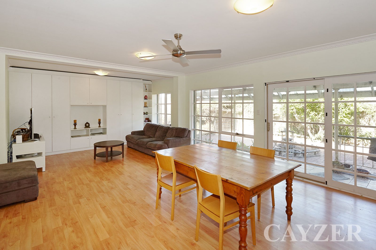 Gallery: 16 Nepean Highway