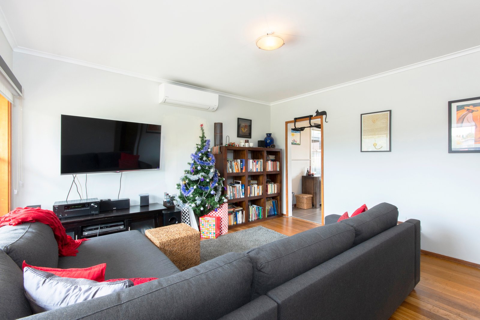 Gallery: 16 Neptune Avenue