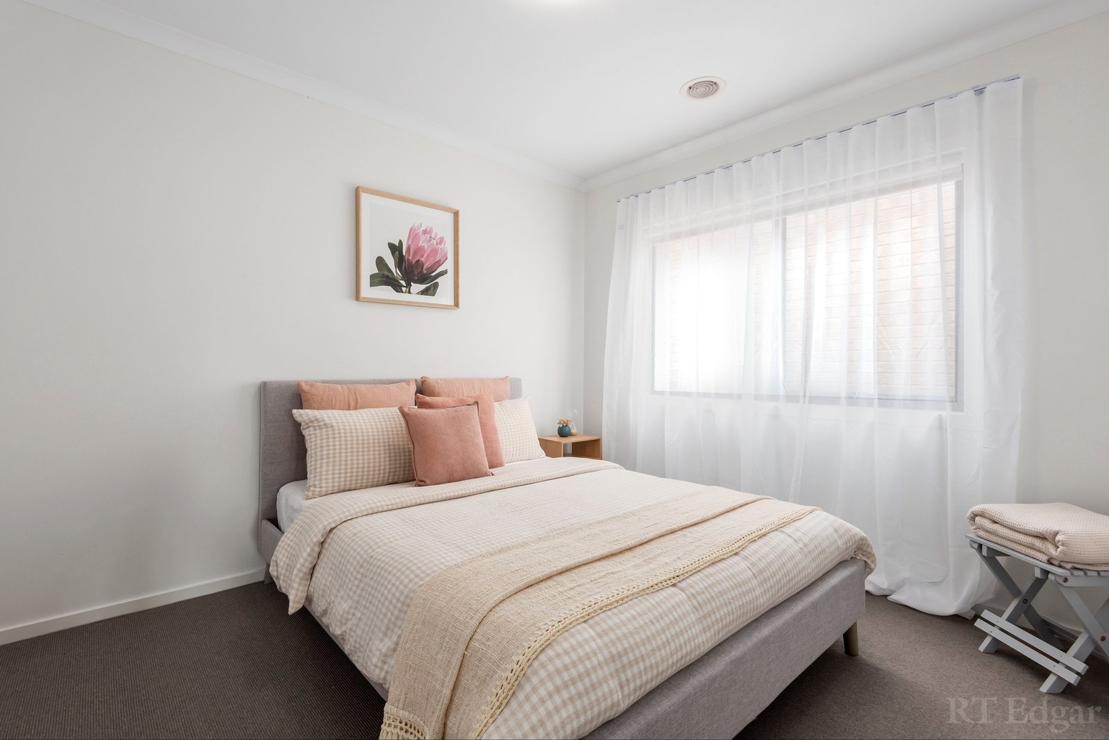 Real Estate and Property in 16 Newfields Drive, Drysdale, VIC