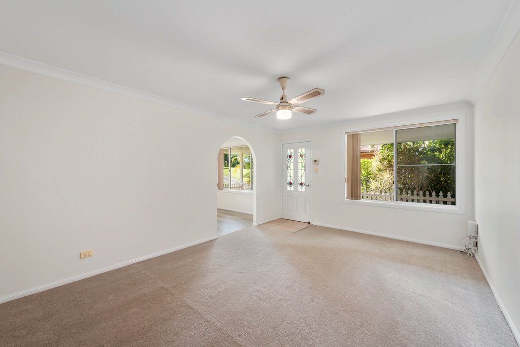 1/6 Newport Cres  BOAMBEE EAST 6