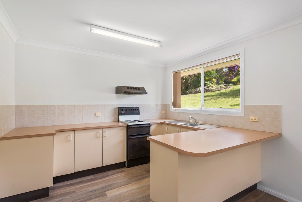 1/6 Newport Cres  BOAMBEE EAST 8