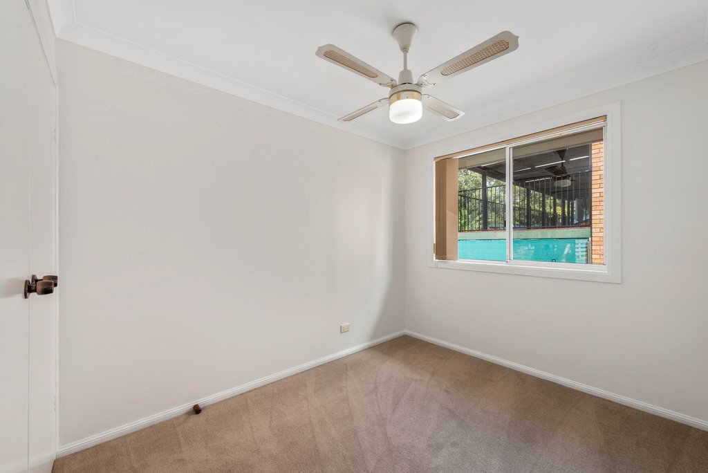 1/6 Newport Cres  BOAMBEE EAST 12