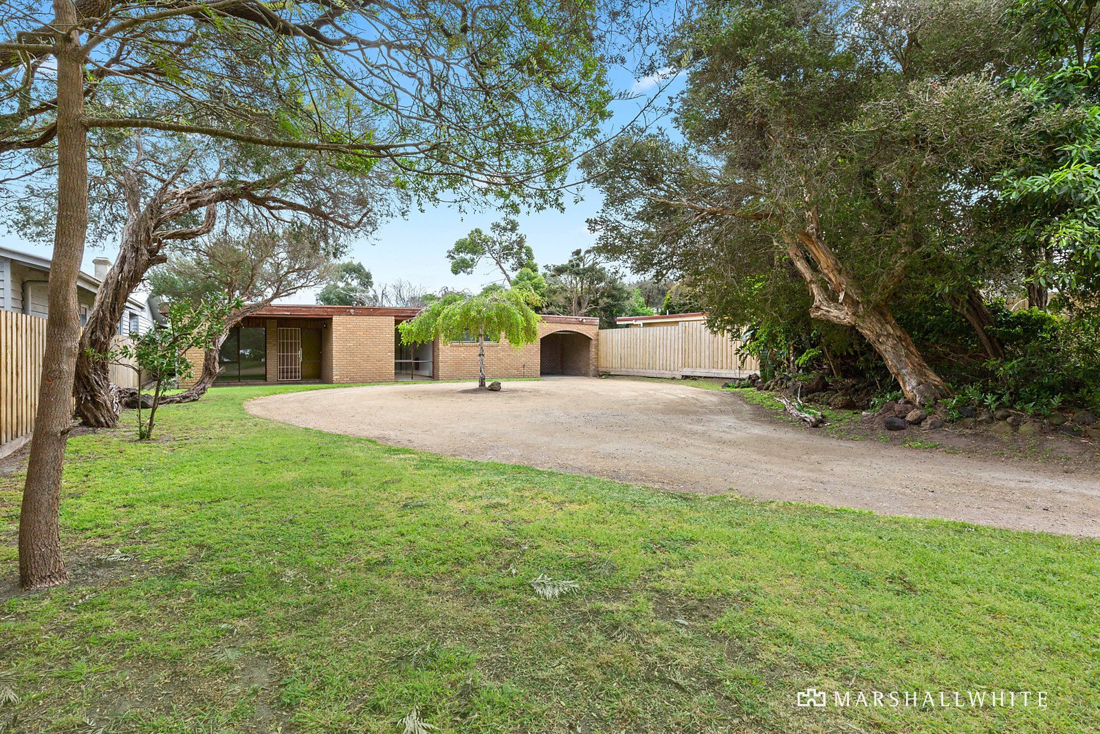 16 Normanby Road, Sorrento, VIC