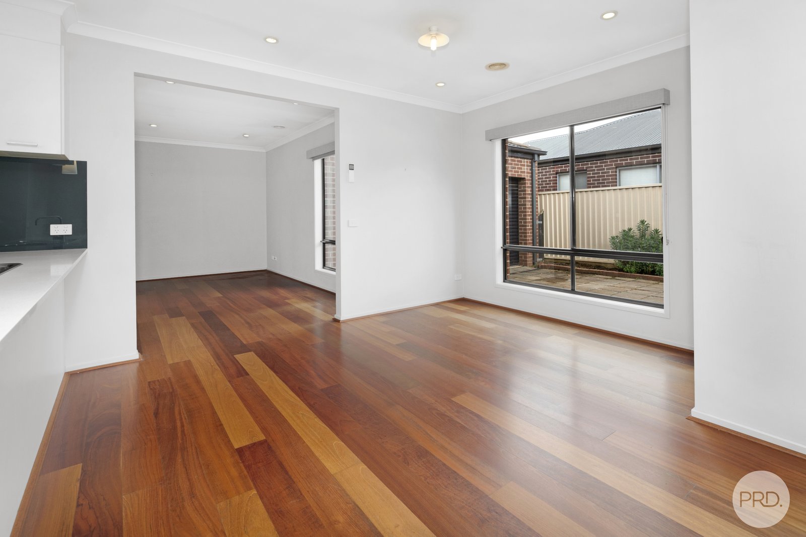 16 Normlyttle Parade MINERS REST 4