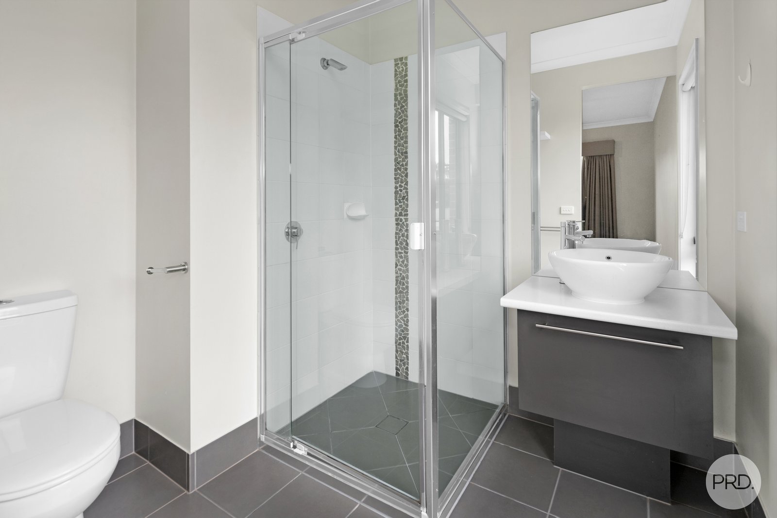 16 Normlyttle Parade MINERS REST 10