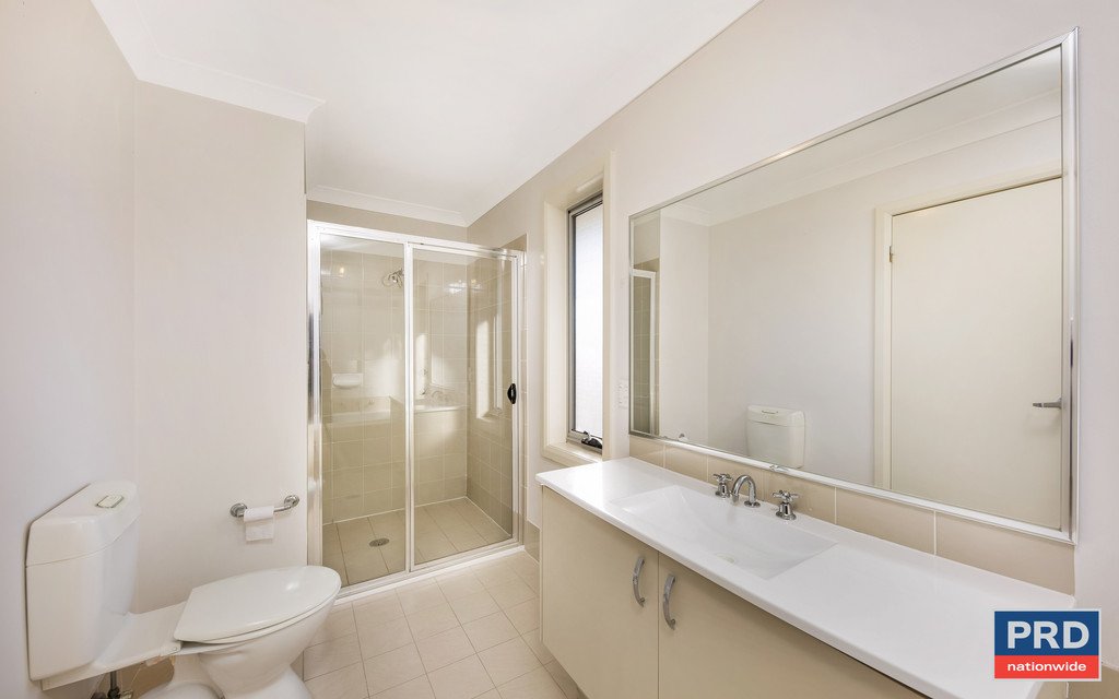 16 Northampton Drive GLENFIELD 8