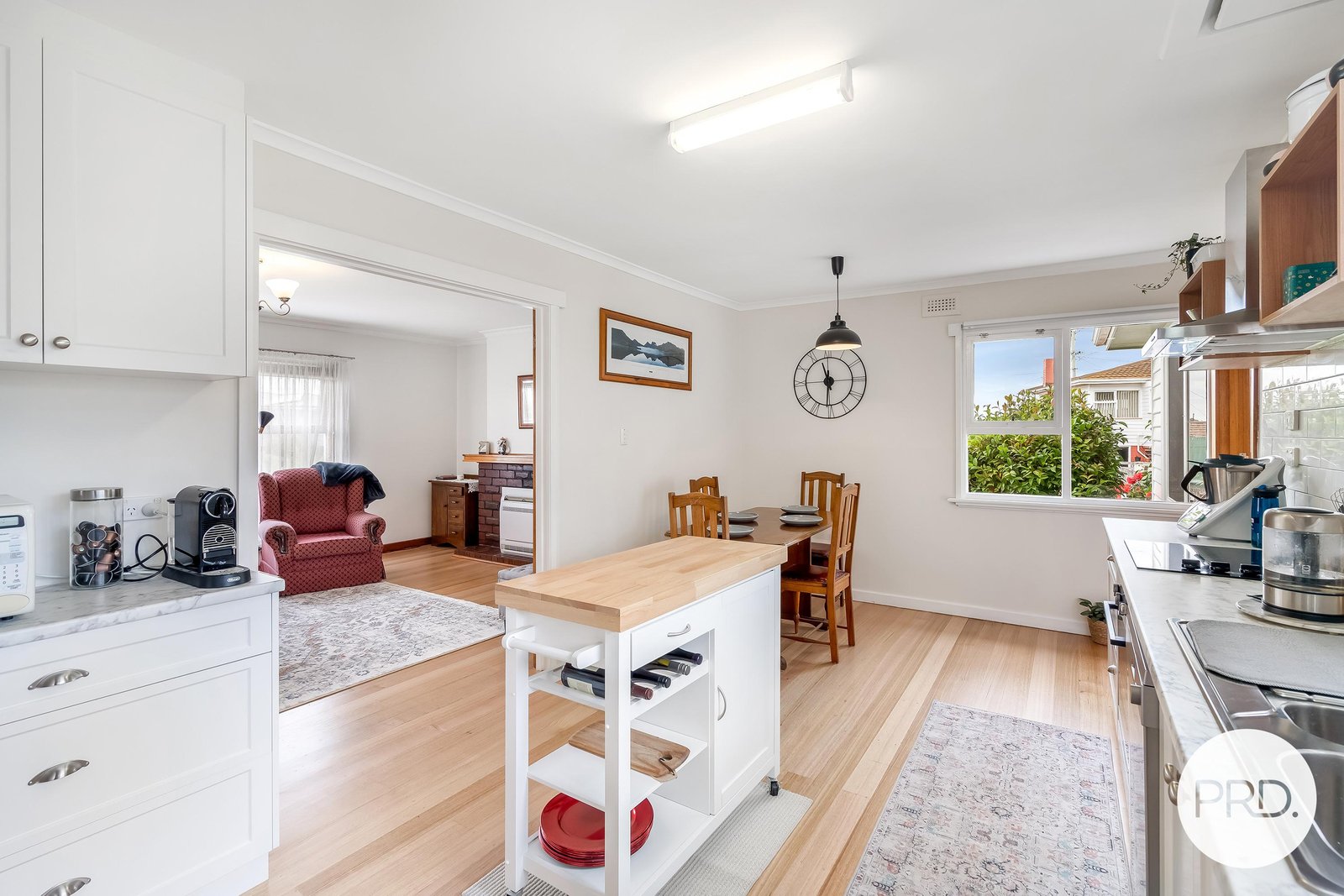 16 Oakbank Avenue MONTROSE 3