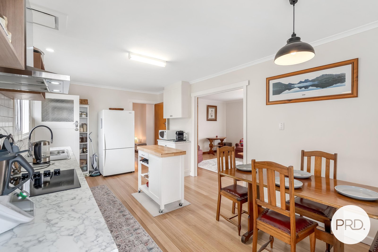 16 Oakbank Avenue MONTROSE 4