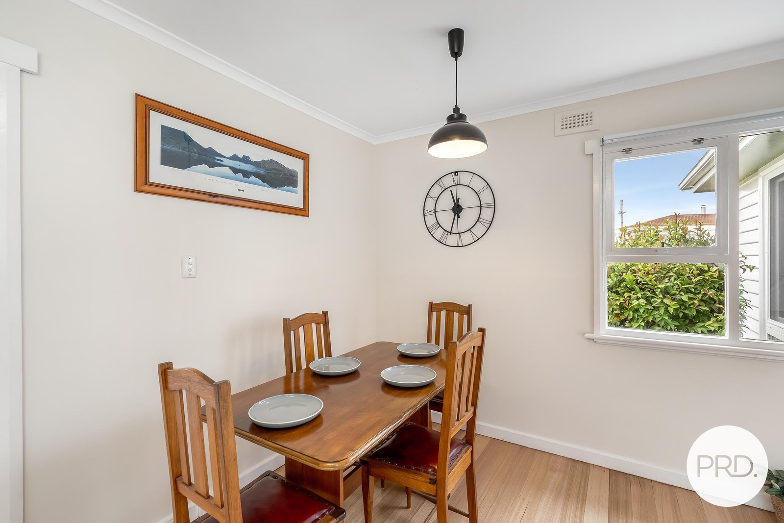 16 Oakbank Avenue MONTROSE 6