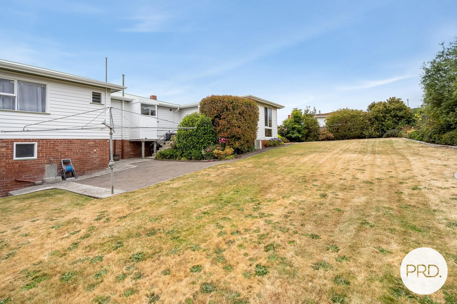 16 Oakbank Avenue MONTROSE 25