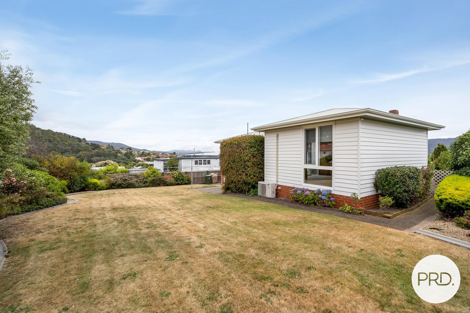 16 Oakbank Avenue MONTROSE 27