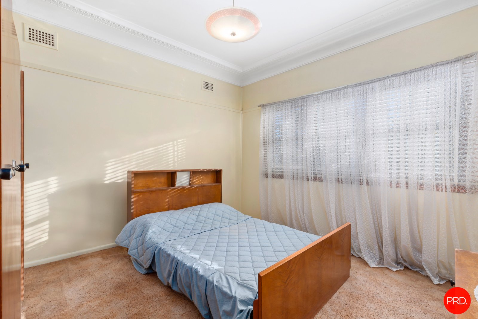 16 Oakdale Avenue KOGARAH 7