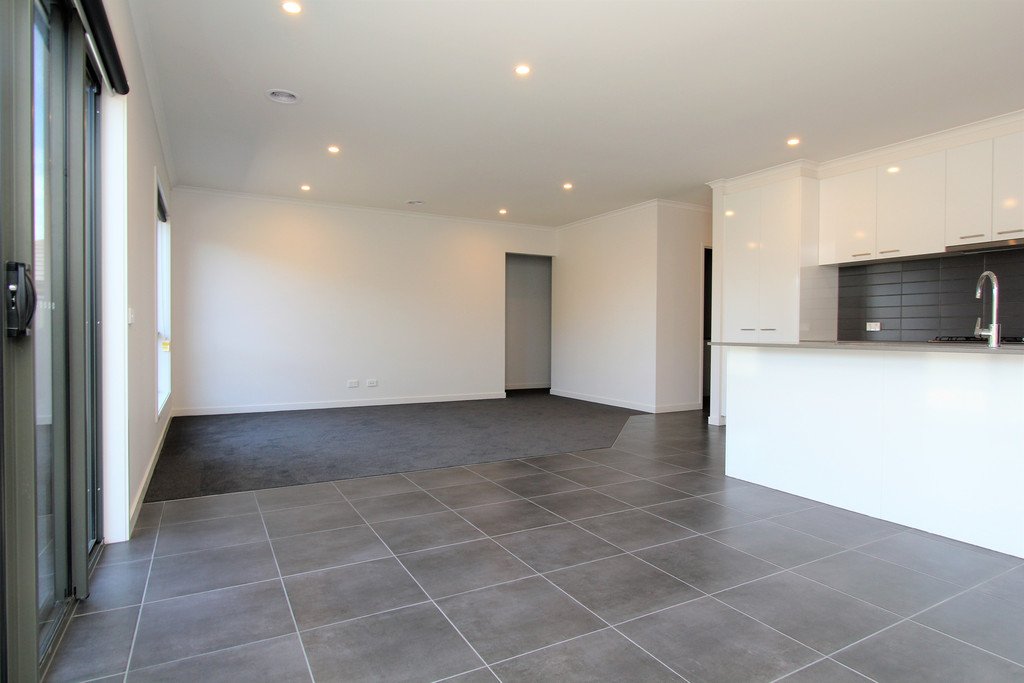 16 O'Callaghan Parade Lucas 2