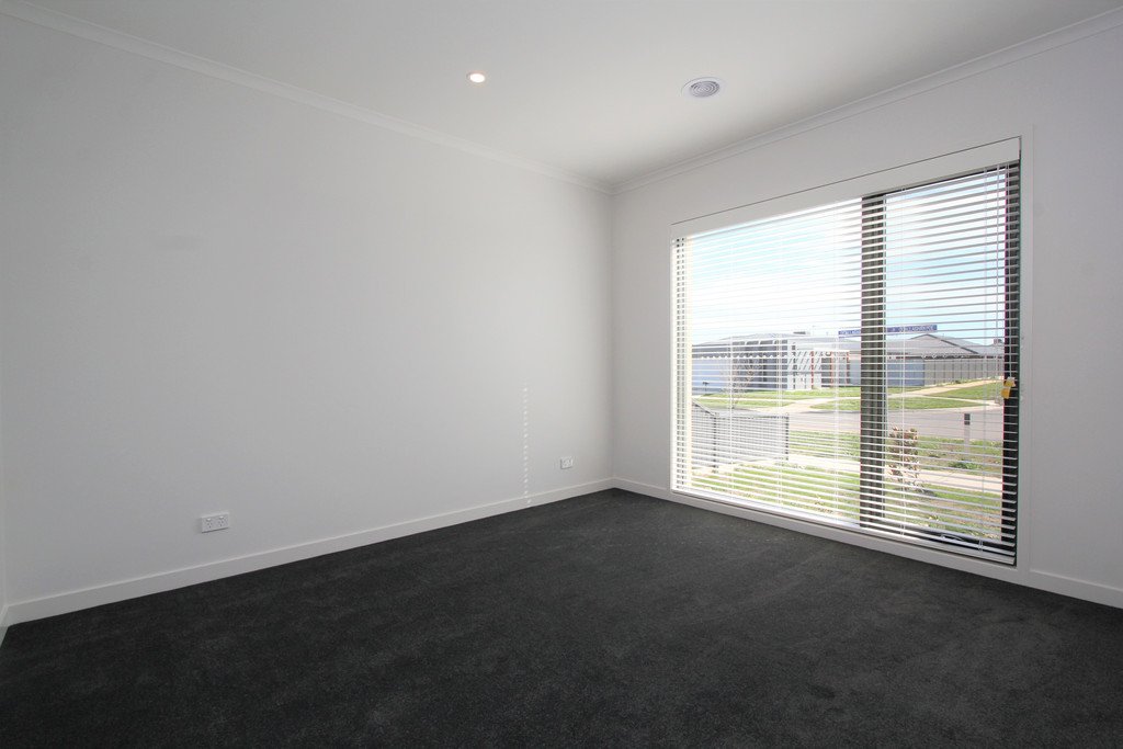 16 O'Callaghan Parade Lucas 7