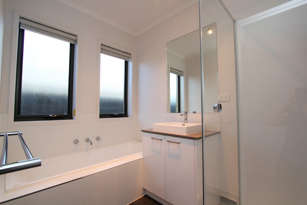 16 O'Callaghan Parade Lucas 9