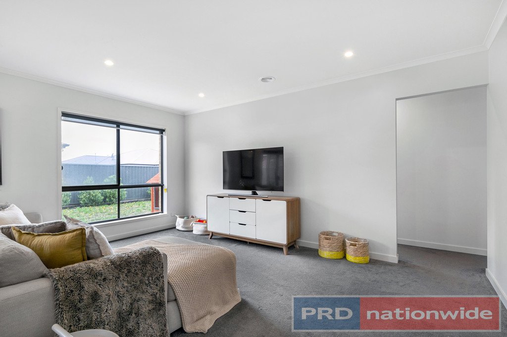 16 O'Callaghan Parade Lucas 2