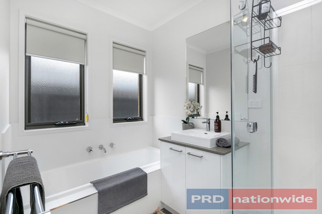 16 O'Callaghan Parade Lucas 9