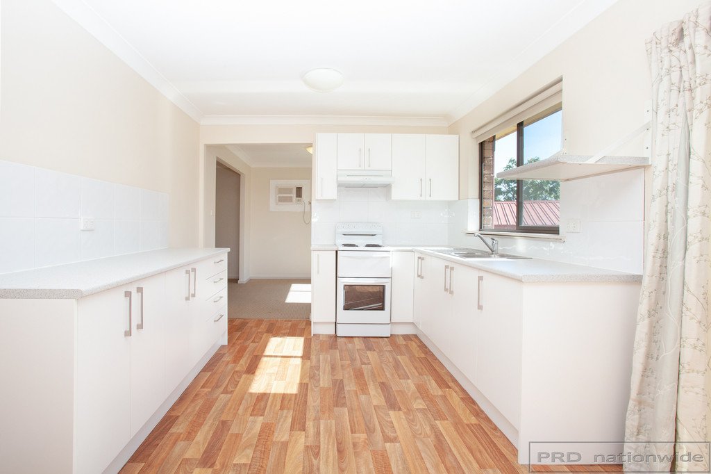 16 Osborn Close THORNTON 10