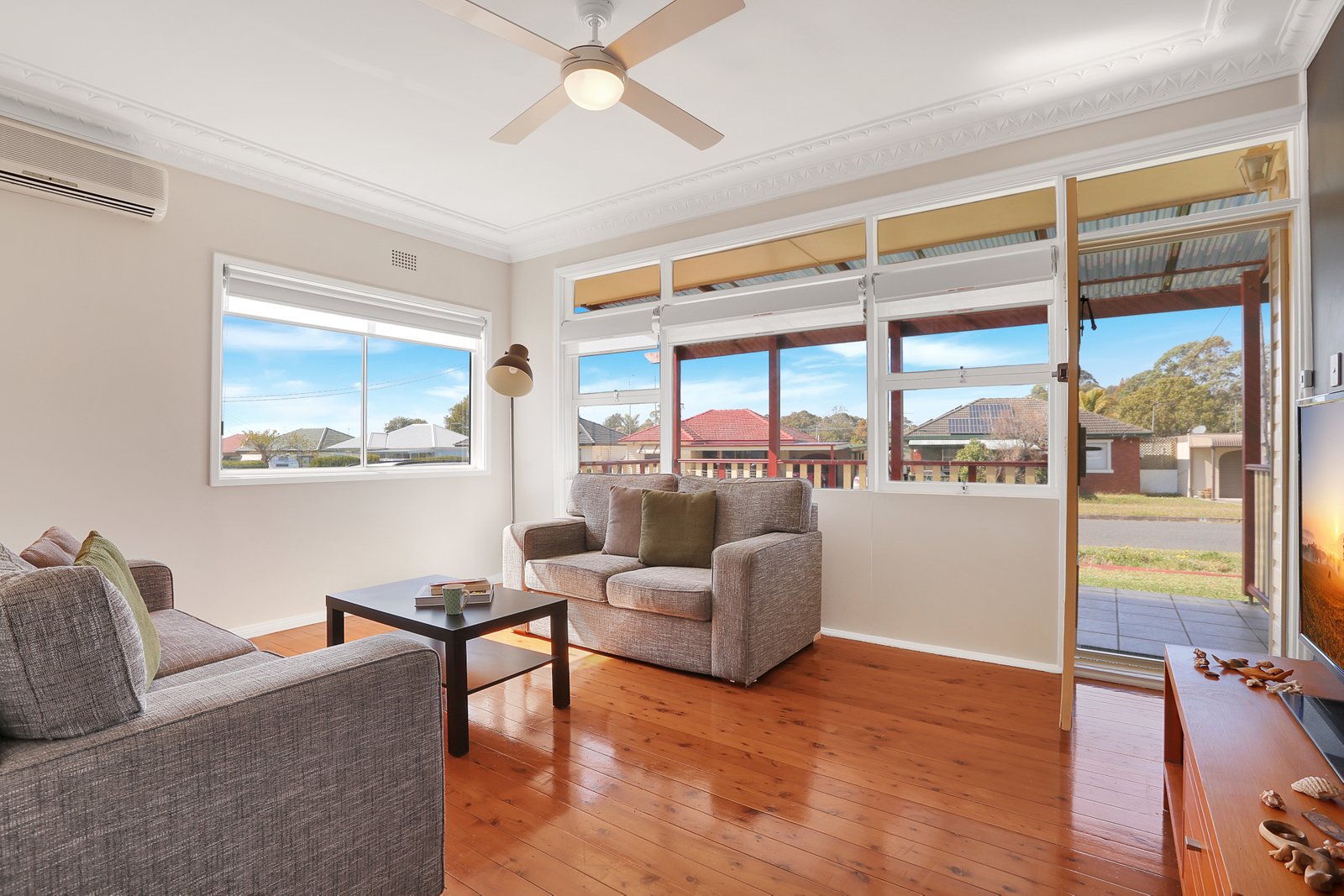 16 Oxford Road DAPTO 2