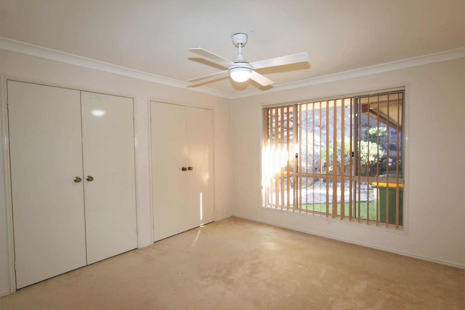 16 Paddington Drive CARRARA 2