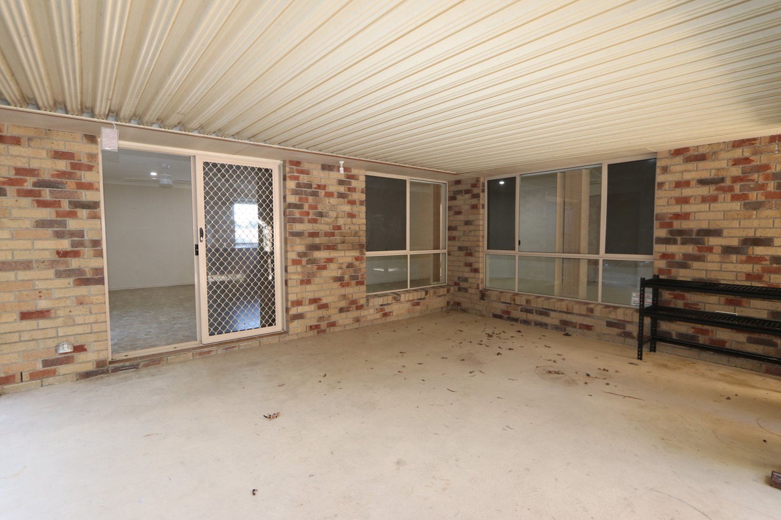 16 Paddington Drive CARRARA 16