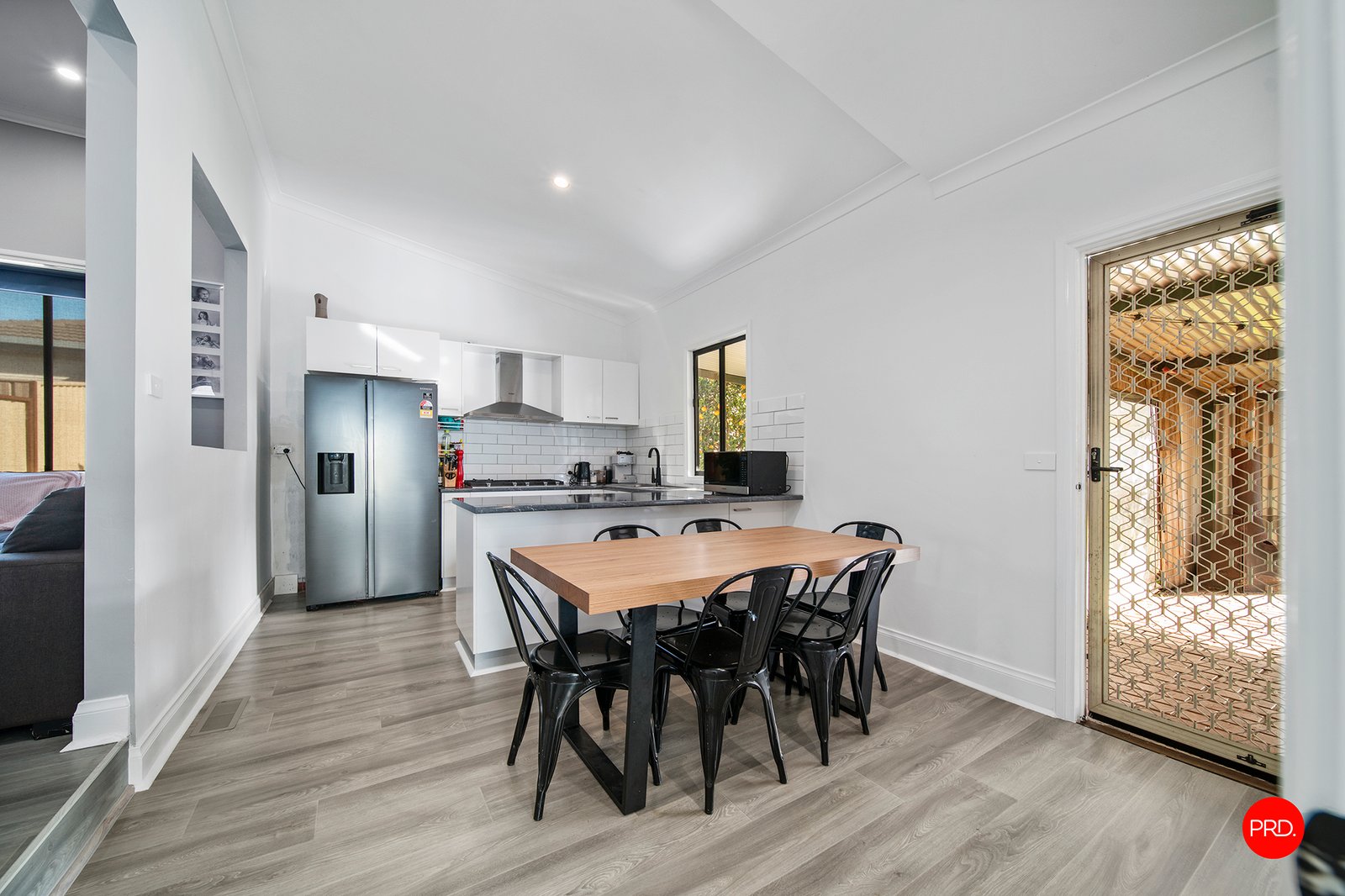16 Parsonage Grove EAGLEHAWK 6