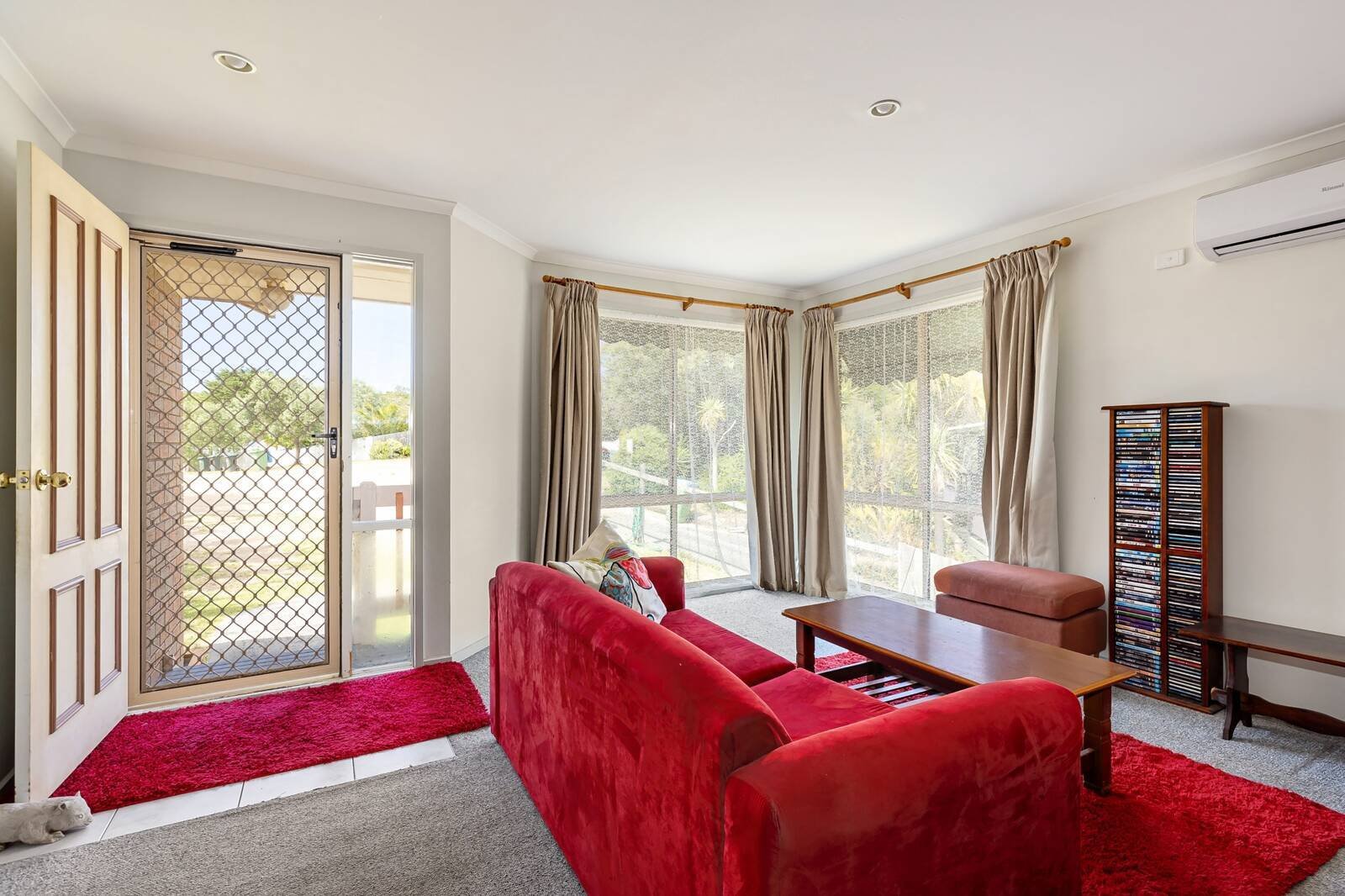 Real Estate and Property in 16 Pearl Court, Tootgarook, VIC