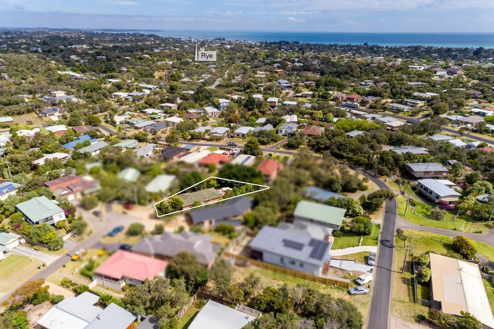 Real Estate and Property in 16 Pearl Court, Tootgarook, VIC