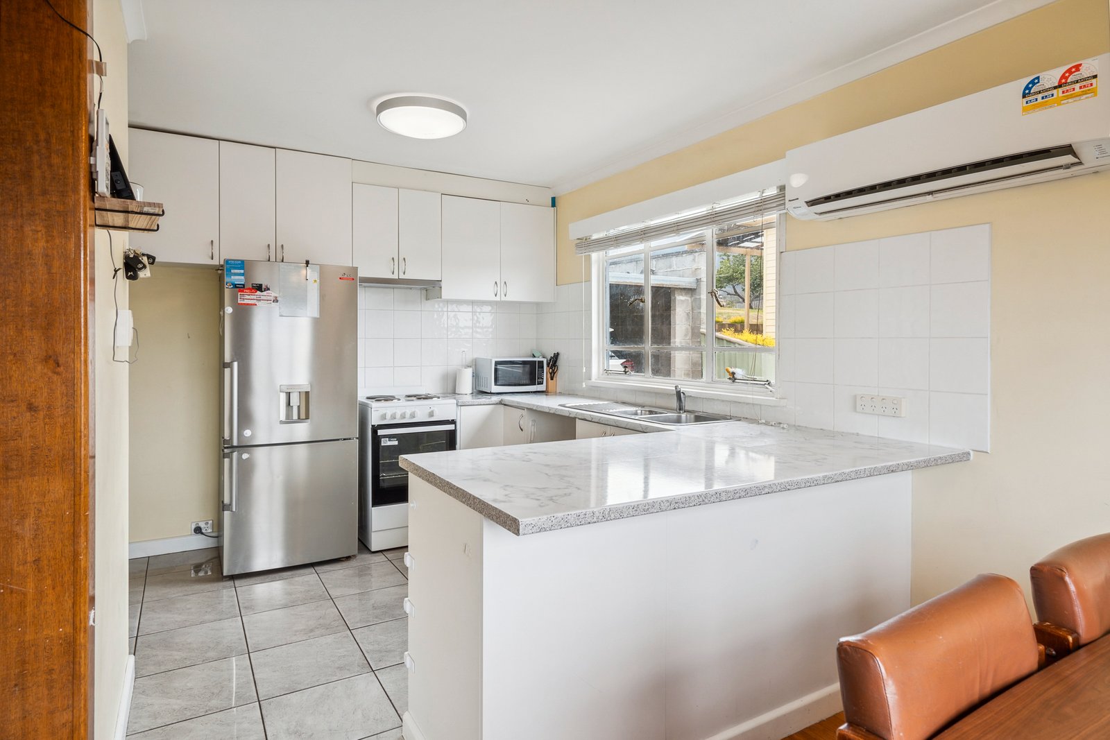 16 Pekurn Crescent BERRIEDALE 9