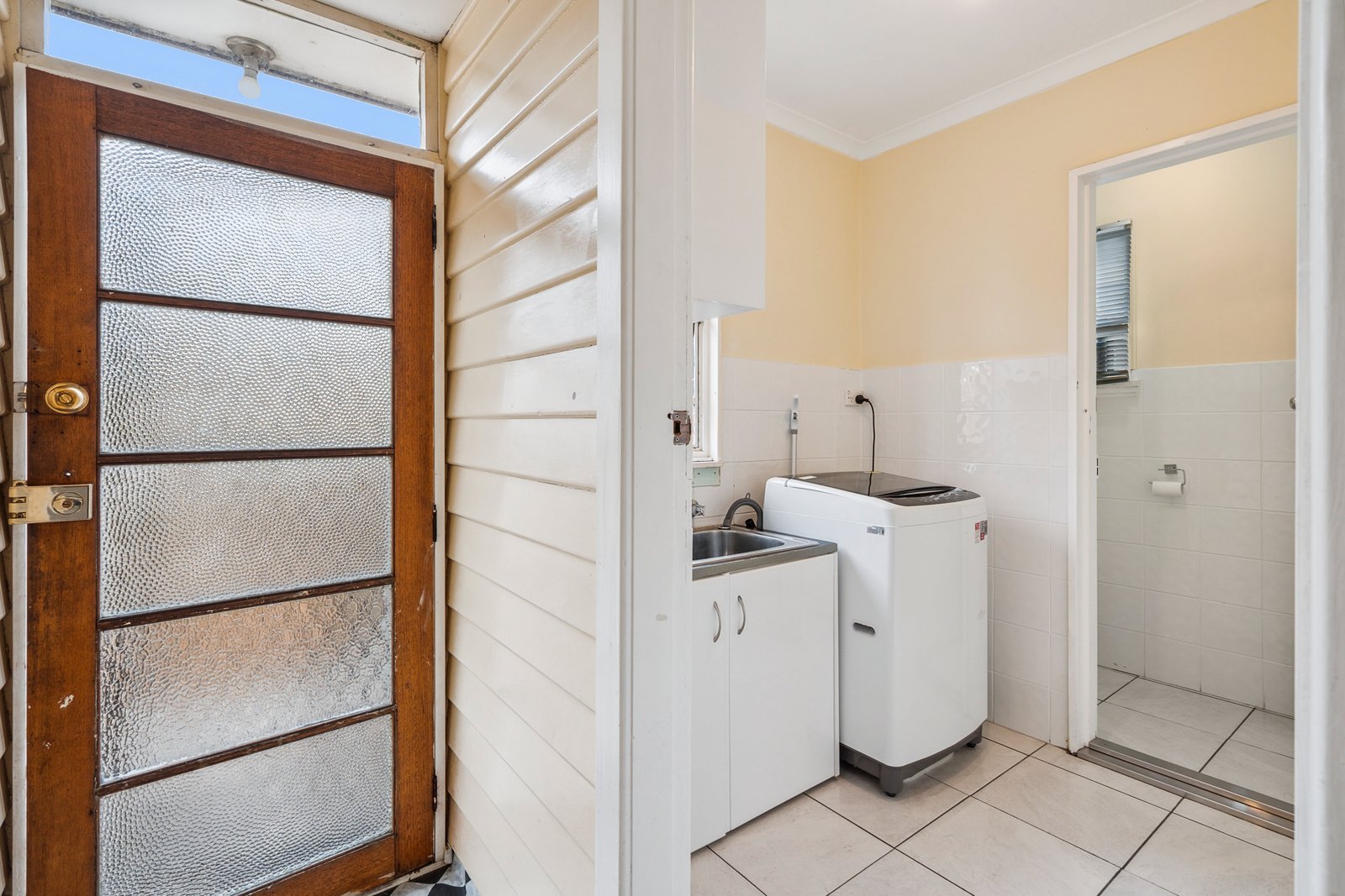 16 Pekurn Crescent BERRIEDALE 16
