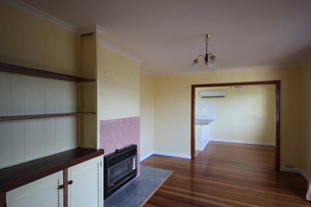 16 Pekurn Street BERRIEDALE 3