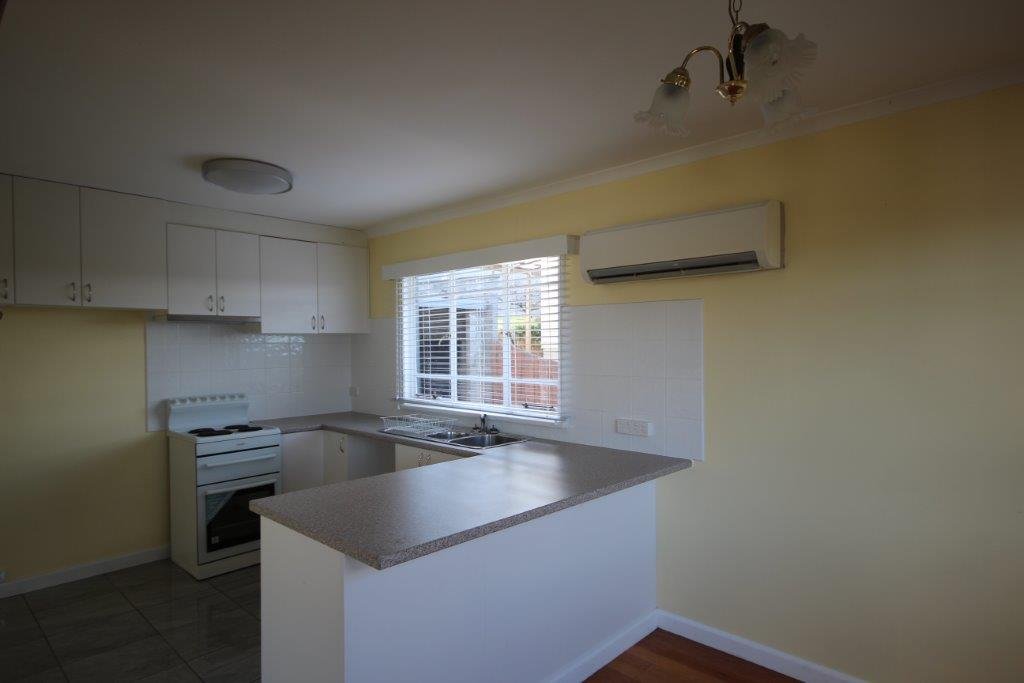 16 Pekurn Street BERRIEDALE 5