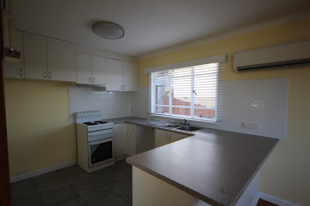 16 Pekurn Street BERRIEDALE 6