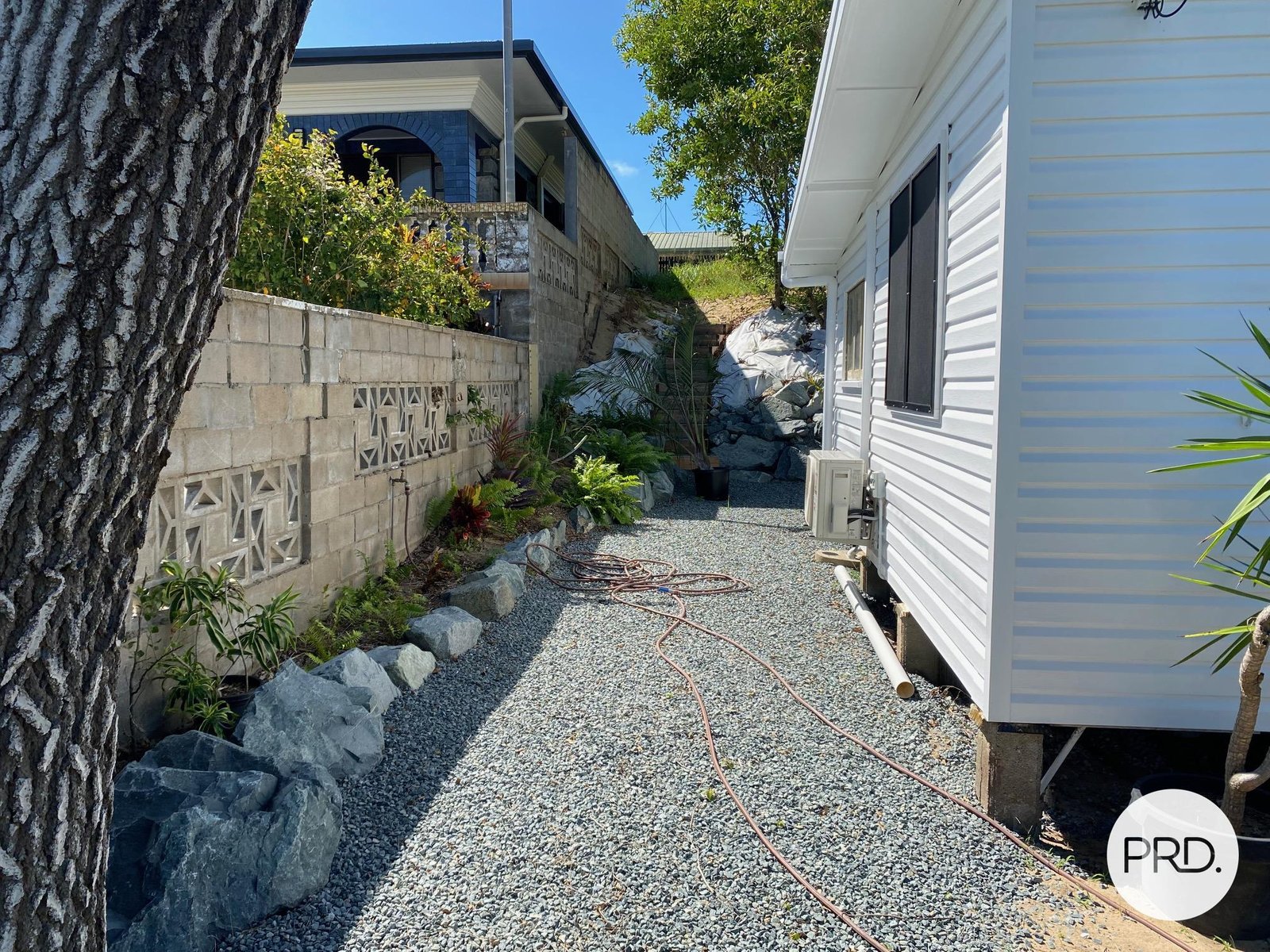 16 Pelican Street SLADE POINT 5