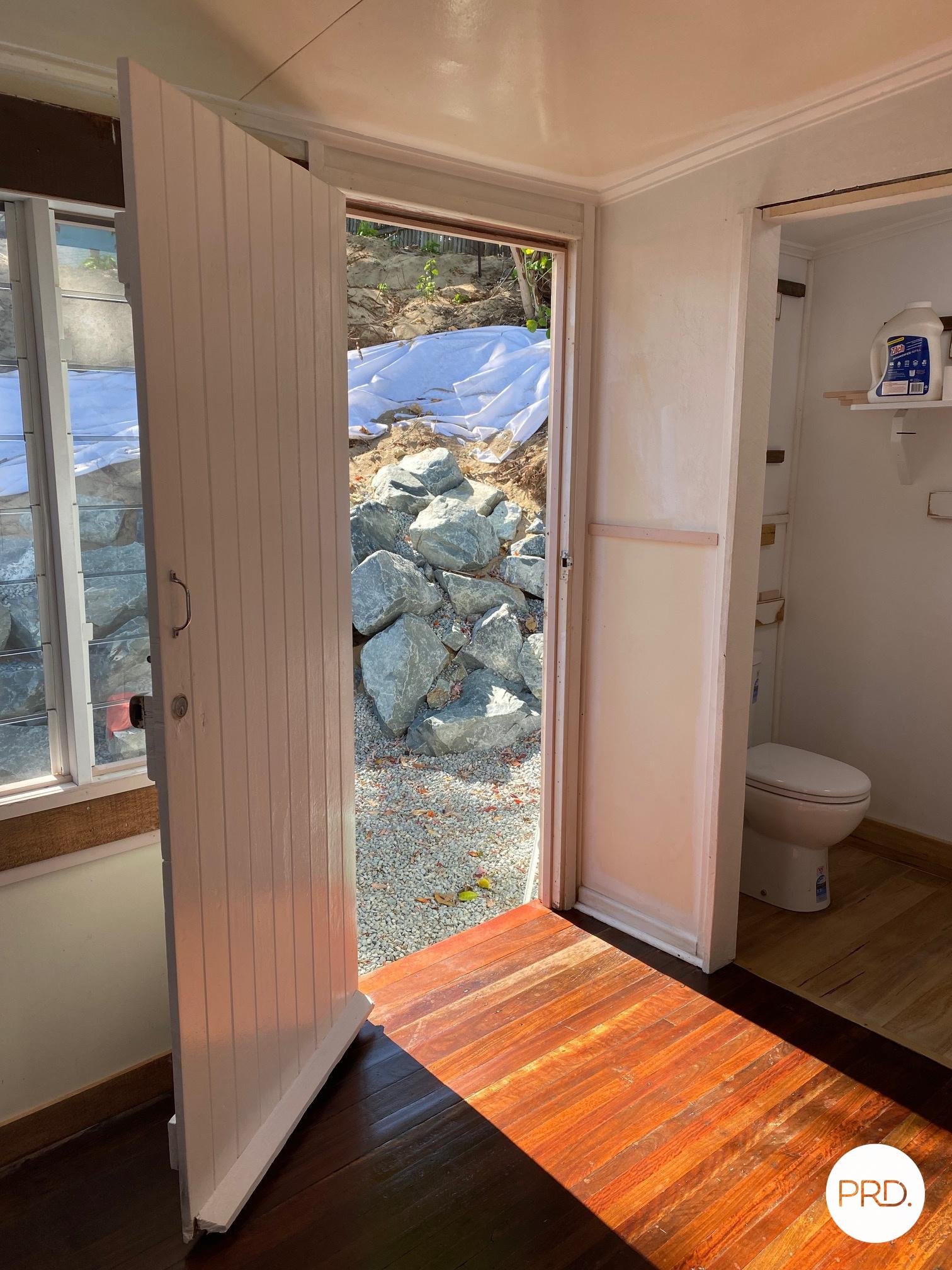 16 Pelican Street SLADE POINT 7