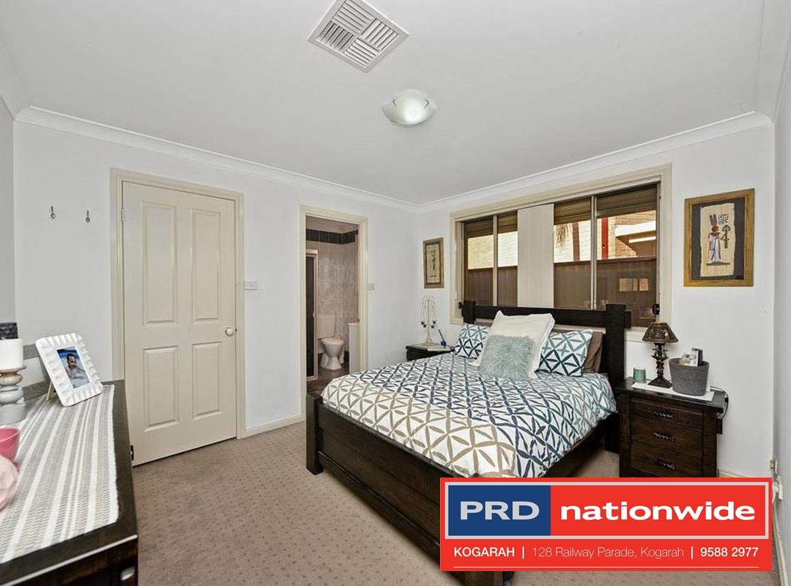 16 Pentecost Street HINCHINBROOK 5