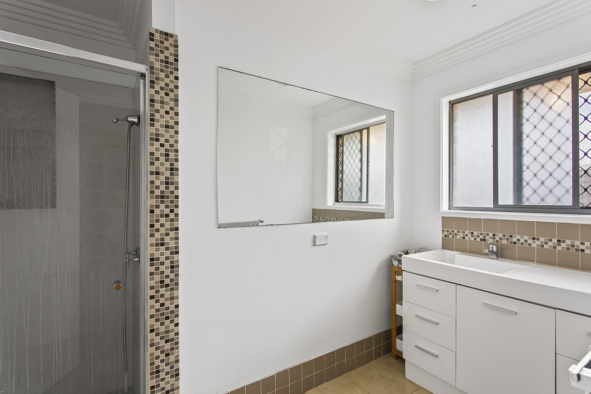 1/6 Pheasant Court Miami 6