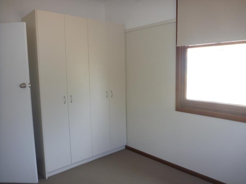 16 Phillip Avenue MOUNT AUSTIN 4