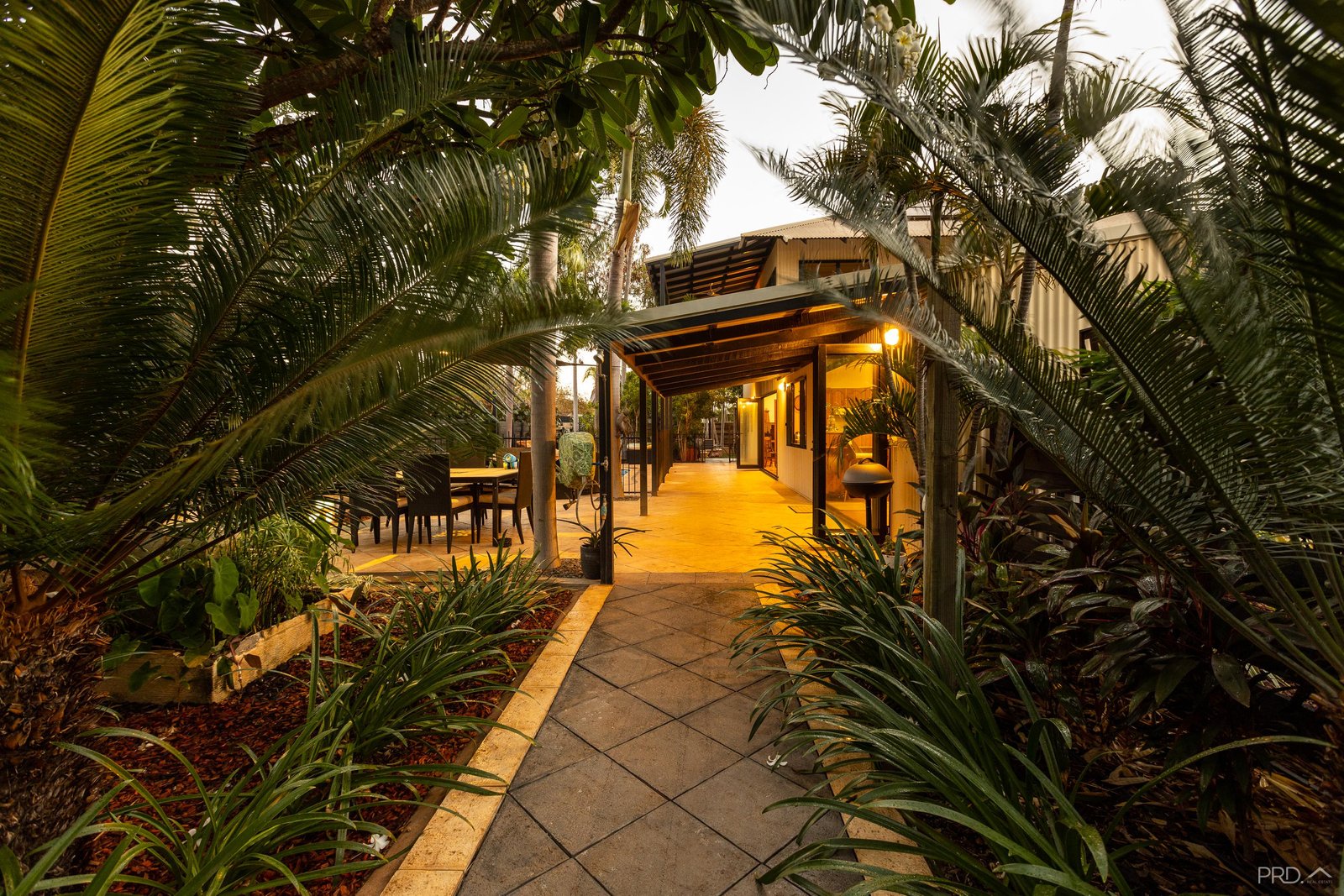 16 Piggott Way BROOME 20