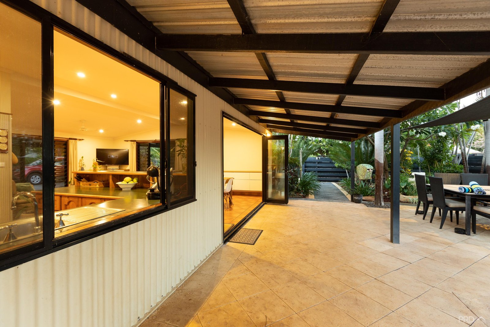 16 Piggott Way BROOME 22