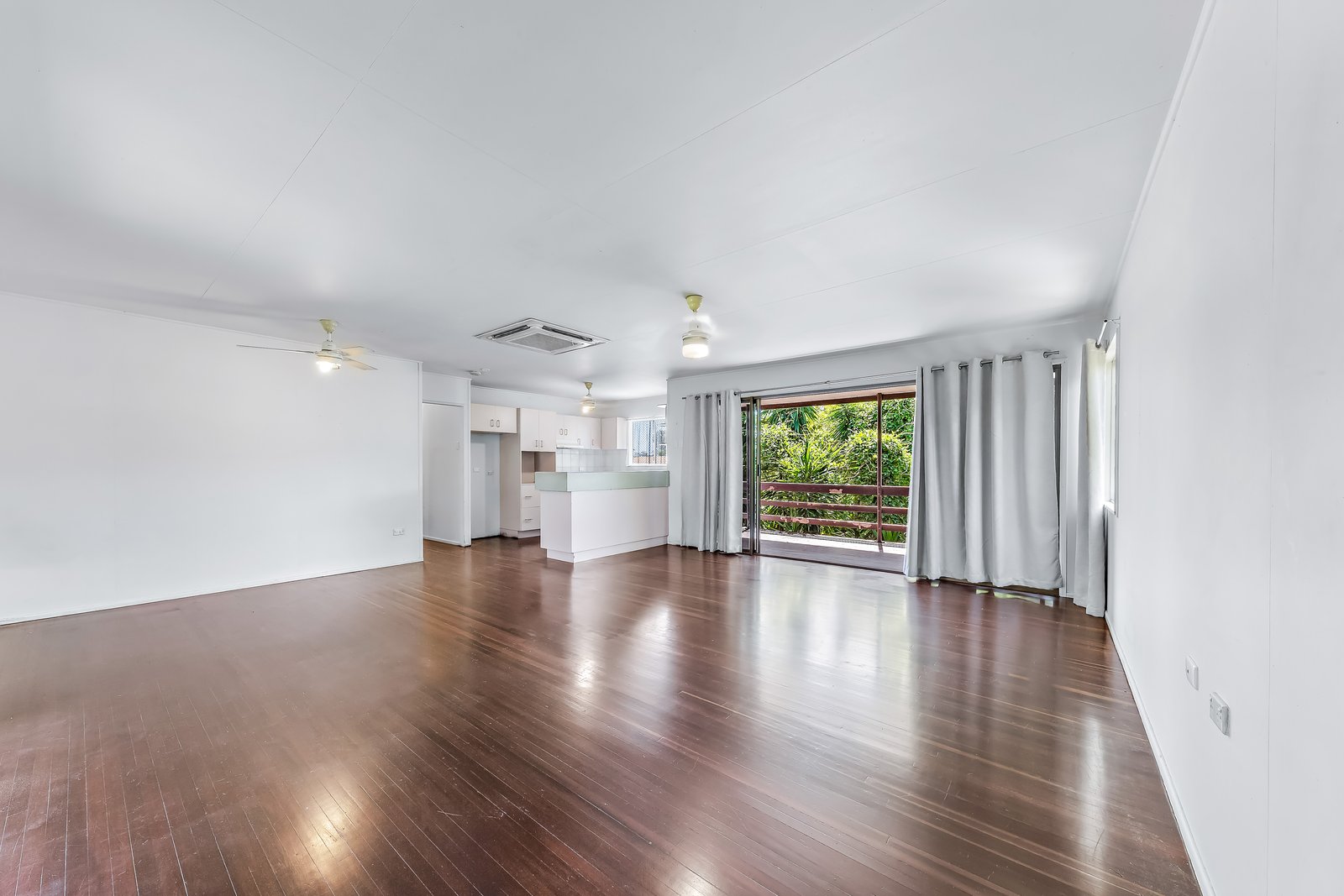 16 Pleasant Drive CANNONVALE 5